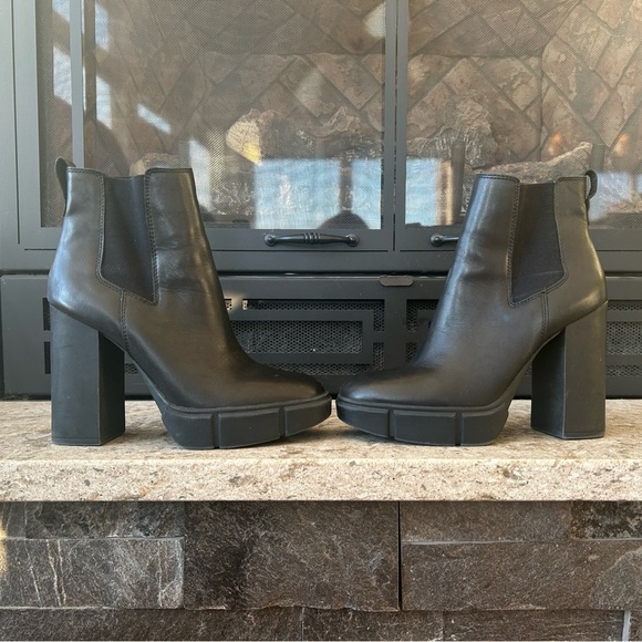 Steve Madden Shoes - Steve Madden - (HTF) Revised Leather Platform Boots